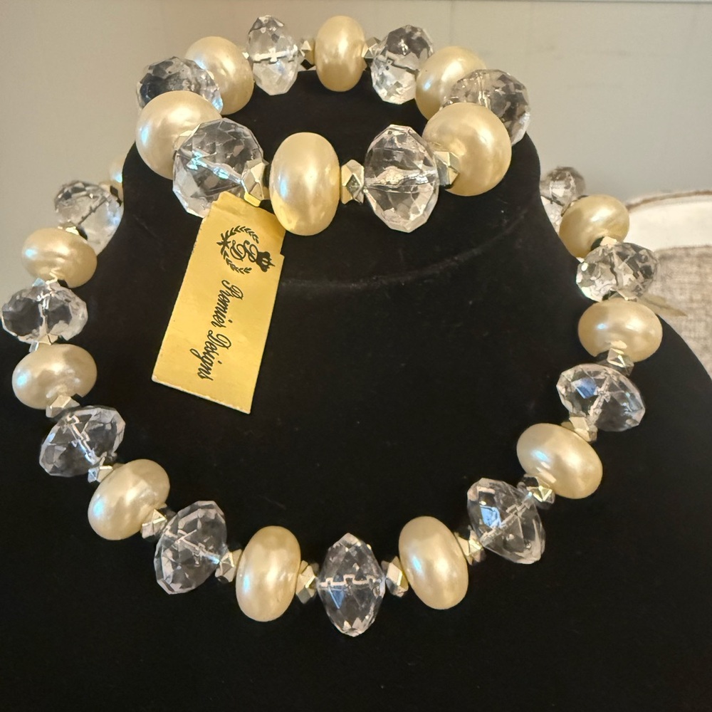 Premier Designs Faux Pearl and Crystal Necklace Set - Picture 3 of 4